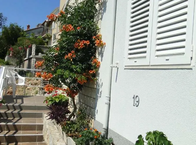 Mir 아파트 프리모스턴